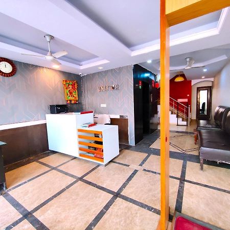 ניו דלהי Hotel Unistar מראה חיצוני תמונה