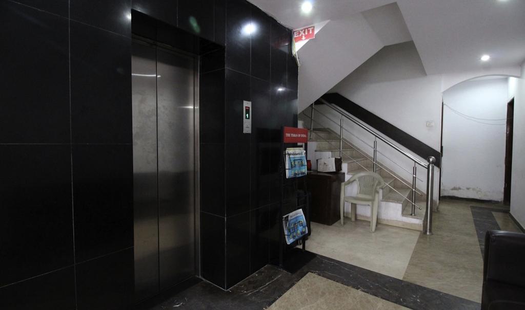 ניו דלהי Hotel Unistar מראה חיצוני תמונה