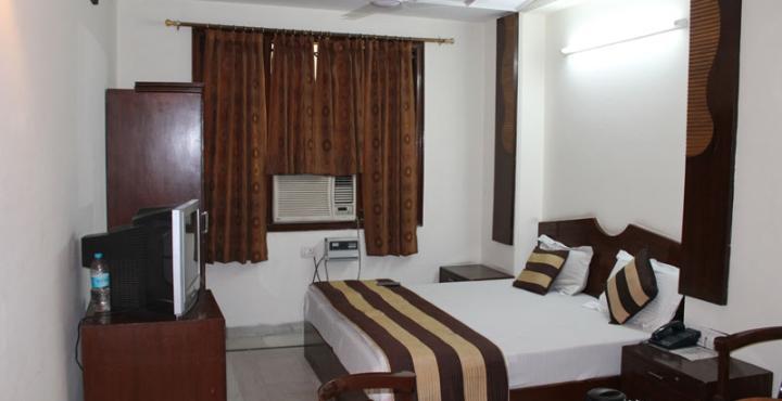 ניו דלהי Hotel Unistar מראה חיצוני תמונה