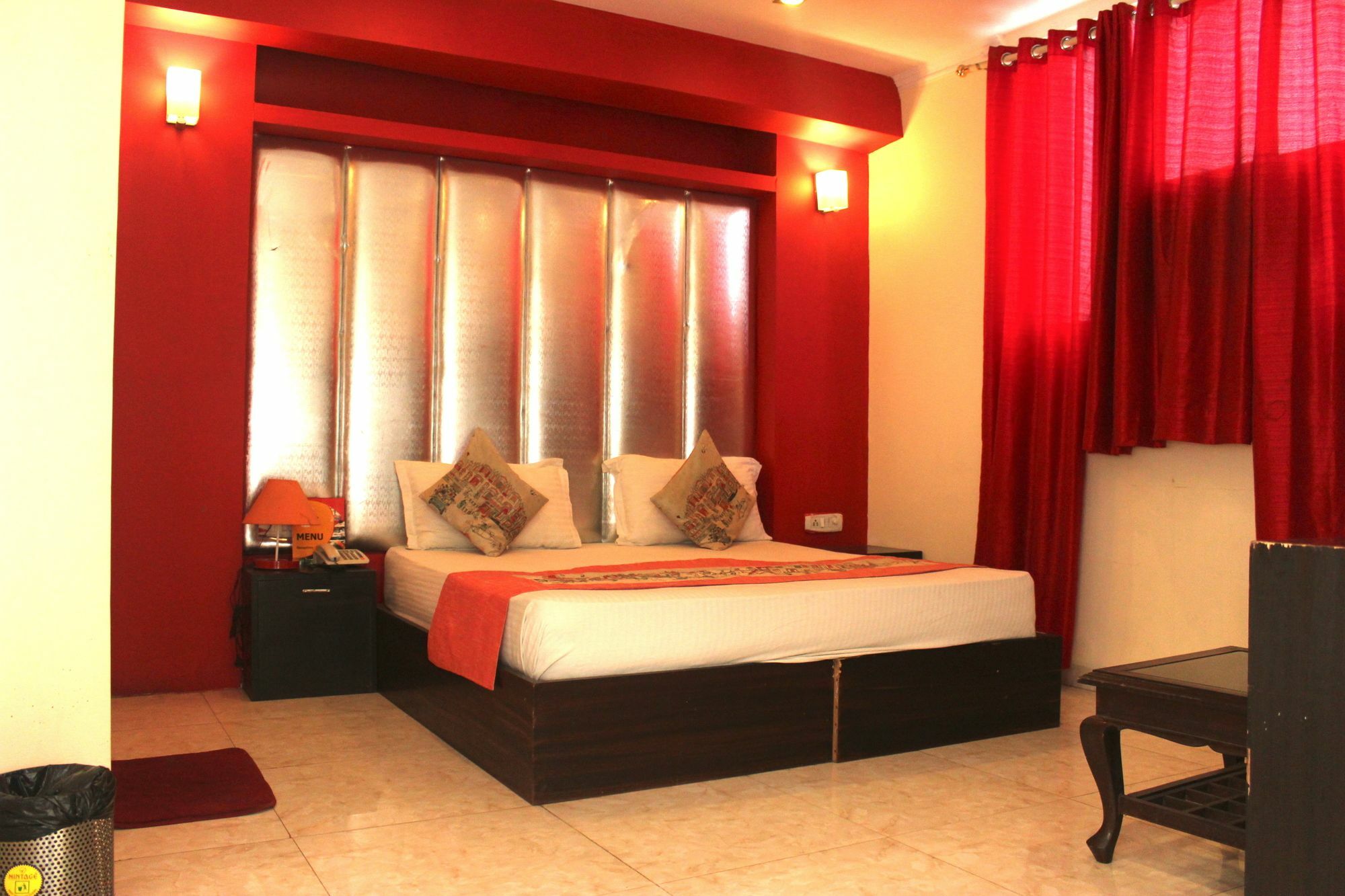 ניו דלהי Hotel Unistar מראה חיצוני תמונה