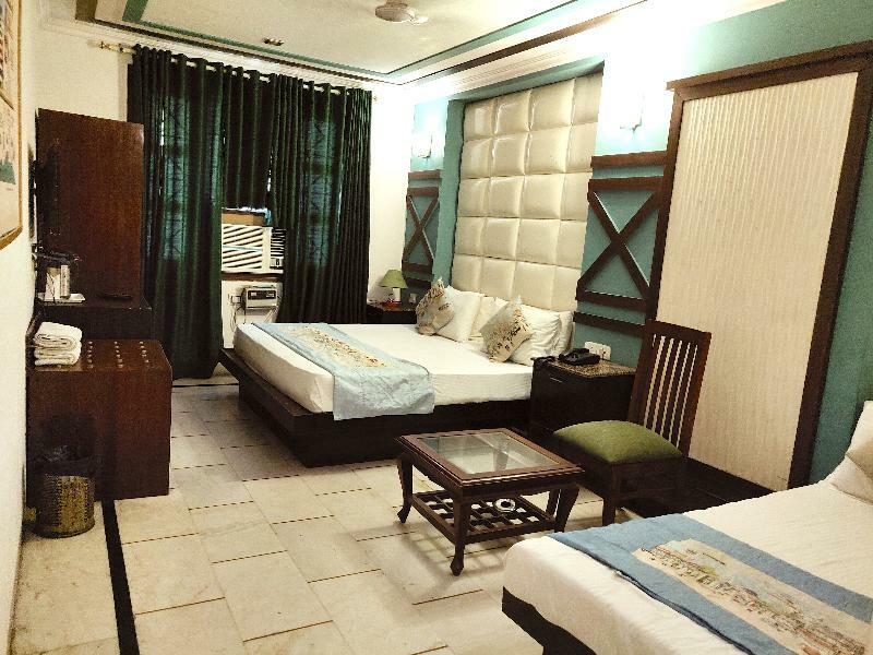 ניו דלהי Hotel Unistar מראה חיצוני תמונה